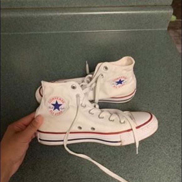 Converse - Picture 3 of 3